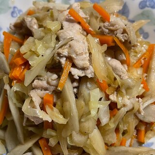 【タジン鍋】豚肉と野菜の蒸し料理